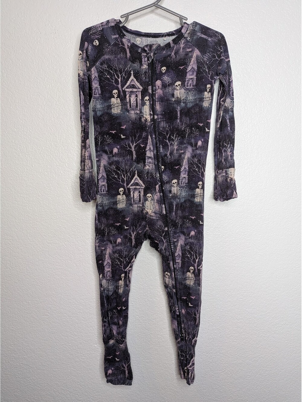 Velveteen by Bunny Knots 2T skeleton graveyard bamboo zippy